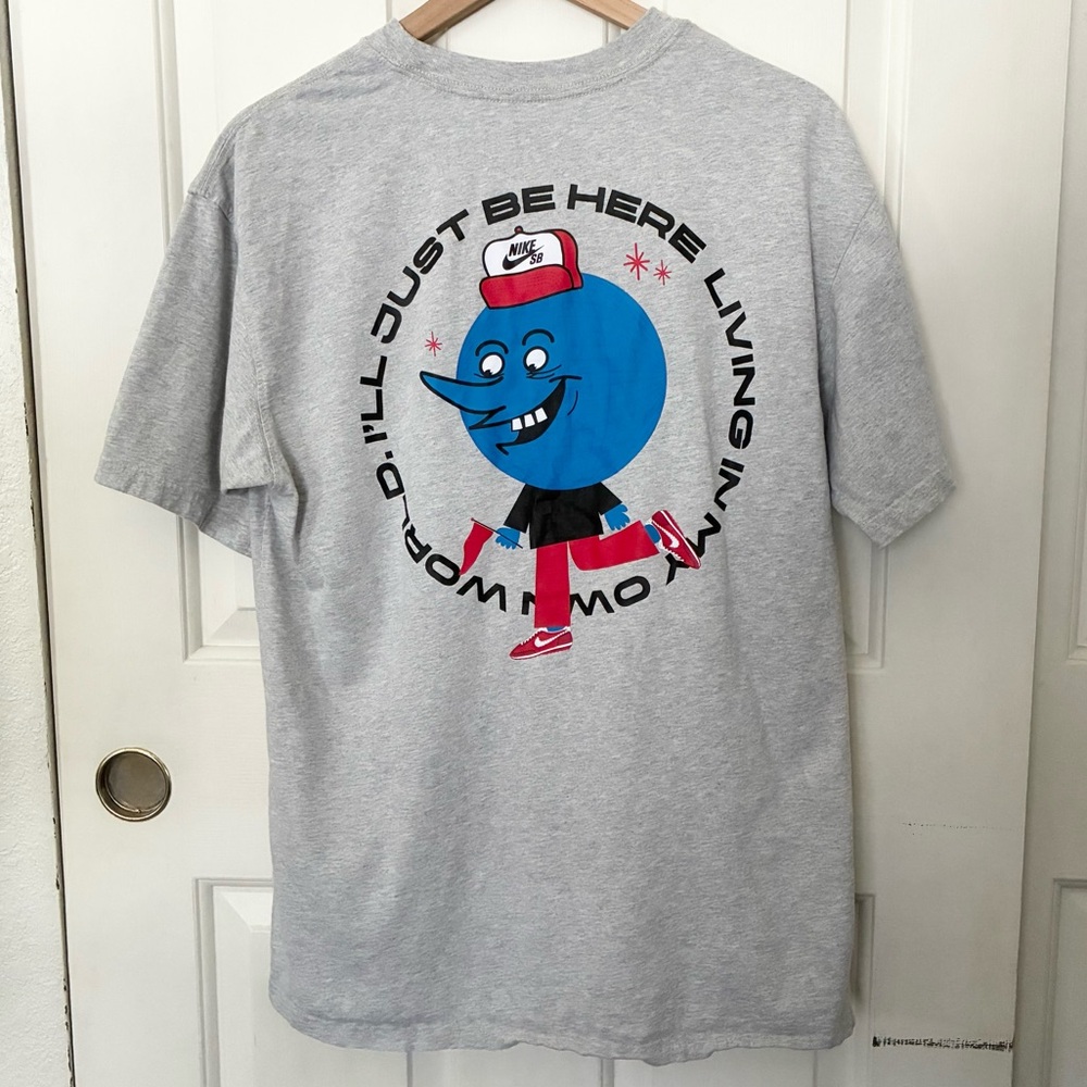 Nike SB Globe Guy Loose Fit Tee “I’ll just be here living in my own world” Skate